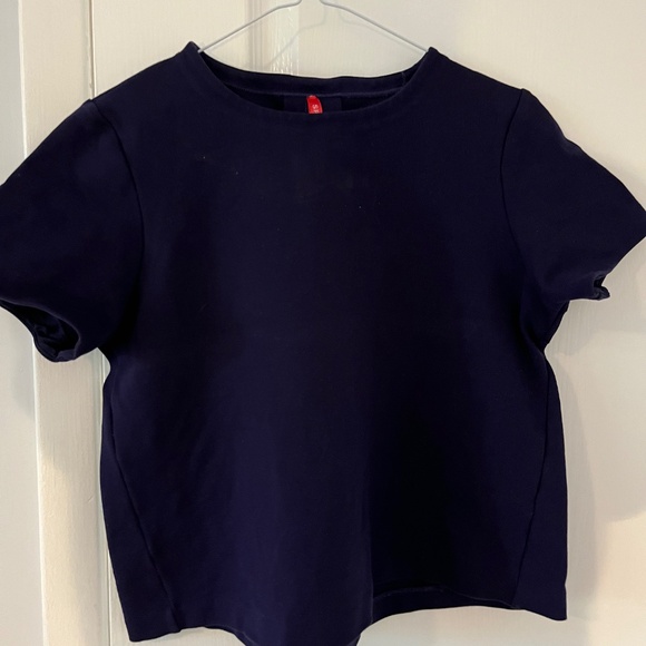 Spanx The Perfect Pleated Back Top - Picture 2 of 5